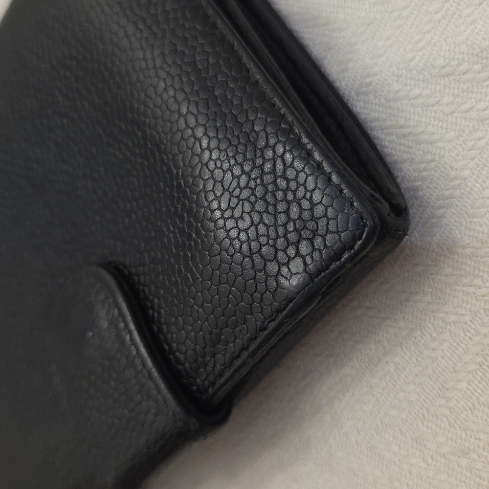 CHANEL Black Pebbled Leather Wallet - Picture 16 of 16
